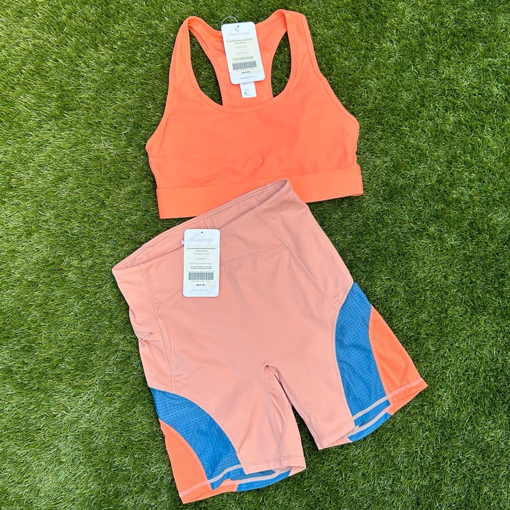 On-The-Go Medium Impact Sports Bra & High-Waisted Motion365® Run Short 6"